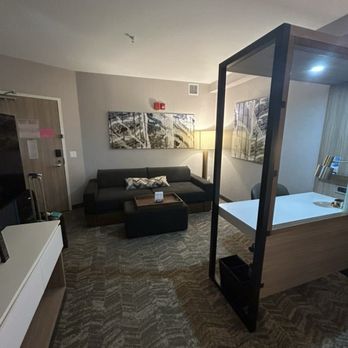 SpringHill Suites by Marriott Woodbridge - Venues & Event Spaces Near Me - Woodbridge, New Jersey SpringHill Suites by Marriott Woodbridge - Venues & Event Spaces Near Me - Woodbridge, New Jersey