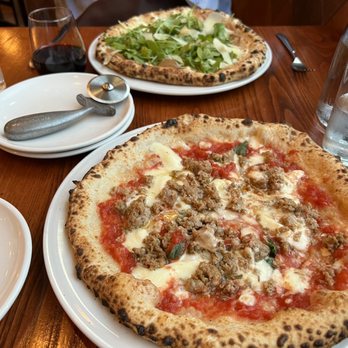 Spacca Napoli - Salsiccia, Proscuitto & rucola - Pizza Near Me - Chicago, Illinois