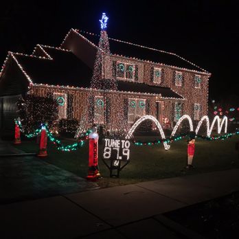 Christmas On Lincoln. - Arts & Entertainment Near Me - Wyomissing, Pennsylvania Christmas On Lincoln. - Arts & Entertainment Near Me - Wyomissing, Pennsylvania