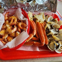 Broiled Seafood Platter