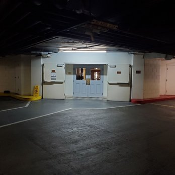 Walnut Creek Marriott - Entrance from garage - Hotels Near Me - Walnut Creek, California Walnut Creek Marriott - Entrance from garage - Hotels Near Me - Walnut Creek, California