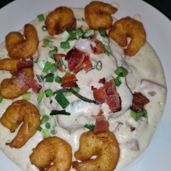 Metro Diner - Charleston Shrimp & Grits - Breakfast & Brunch Near Me - Suffolk, Virginia Metro Diner - Charleston Shrimp & Grits - Breakfast & Brunch Near Me - Suffolk, Virginia