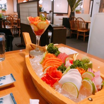 Thai Delight Norman - Combo sashimi - Thai Near Me - Norman, Oklahoma