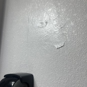 Glenstone Lodge - Peeling paint in double bathroom - Hotels Near Me - Gatlinburg, Tennessee