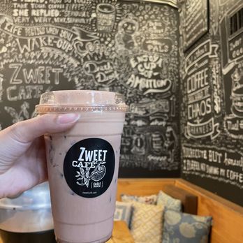 Zweet Cafe - Steph's Strawberry Mocha - Medium - Coffee & Tea Near Me - Los Angeles, California