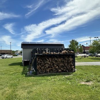 Ray Ray's Hog Pit - Barbeque Near Me - Westerville, Ohio