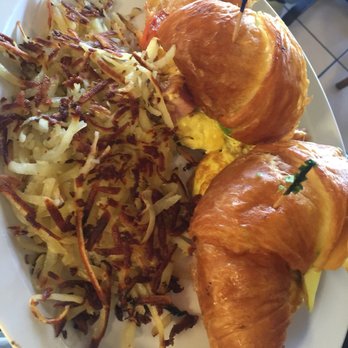 Curbside Cafe - Stuffed croissant with hash browns. Huge portions. - Breakfast & Brunch Near Me - Vista, California Curbside Cafe - Stuffed croissant with hash browns. Huge portions. - Breakfast & Brunch Near Me - Vista, California