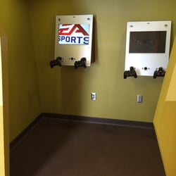 Ries Orthodontics - A video play area for siblings, early arrivals, or parents!