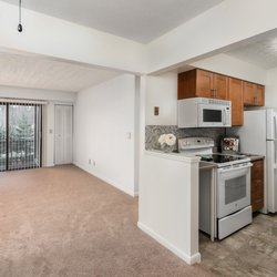 Country Club Apartments