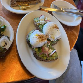 Raymond's - Avocado Toast - Comfort Food Near Me - Ridgewood, New Jersey