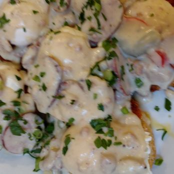 Farm Bloomington - Indiana Benedict - New American Near Me - Bloomington, Indiana Farm Bloomington - Indiana Benedict - New American Near Me - Bloomington, Indiana