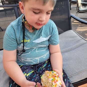 Eishaus - Fruity pebbles muffin - Breakfast & Brunch Near Me - Covington, Kentucky