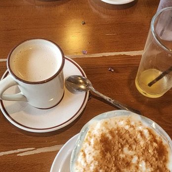 El Pub - Cuban Near Me - Miami, Florida
