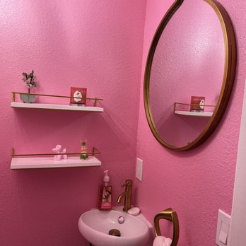 Promodeling - The new powder room. - General Contractors Near Me - El Cerrito, California Promodeling - The new powder room. - General Contractors Near Me - El Cerrito, California