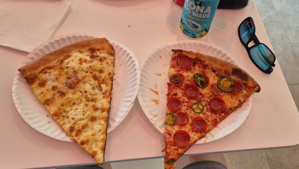 Leonardi's Pizza by null