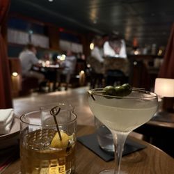 Clifton Club - Dirty martini and old fashioned