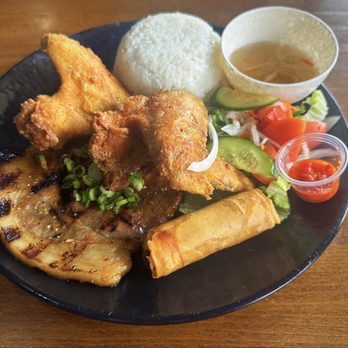 Joe’s Pho - Grilled Pork Chop, Fried Chicken and Eggroll Rice Plate - Vietnamese Near Me - San Leandro, California Joe’s Pho - Grilled Pork Chop, Fried Chicken and Eggroll Rice Plate - Vietnamese Near Me - San Leandro, California