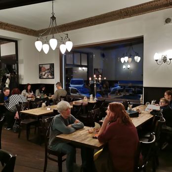 Wirtshaus Heuberger - German Near Me - Berlin, BE