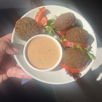 Toranj - Falafel - Persian/Iranian Near Me - Manhattan Beach, California