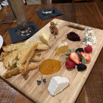 Soco Thornton Park - Chef 's Cheese Board - Southern Near Me - Orlando, Florida Soco Thornton Park - Chef 's Cheese Board - Southern Near Me - Orlando, Florida