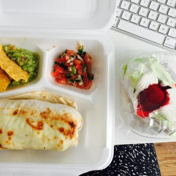 La Mesita Restaurant - chicken burrito and tres leches cake - Mexican Near Me - Brooklyn, New York La Mesita Restaurant - chicken burrito and tres leches cake - Mexican Near Me - Brooklyn, New York