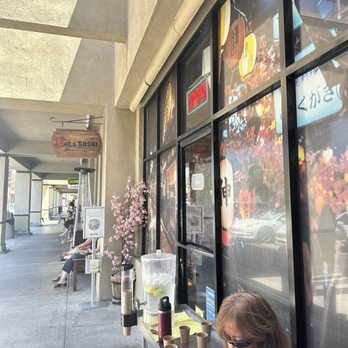 EAT'S SUSHI - Outside - Sushi Bars Near Me - Costa Mesa, California