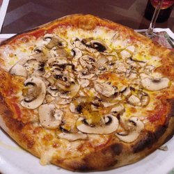 Salvatore - Margherita con extra de champiñones