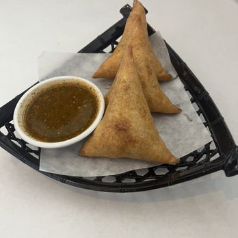 Pa Lian - A03. Samusa ( Halal) - Burmese Near Me - Wheaton, Illinois Pa Lian - A03. Samusa ( Halal) - Burmese Near Me - Wheaton, Illinois
