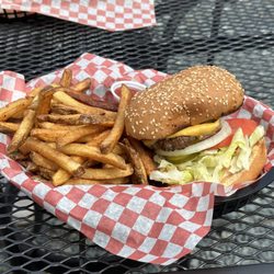 Renny's Hwy 14 Ol' School Grub
