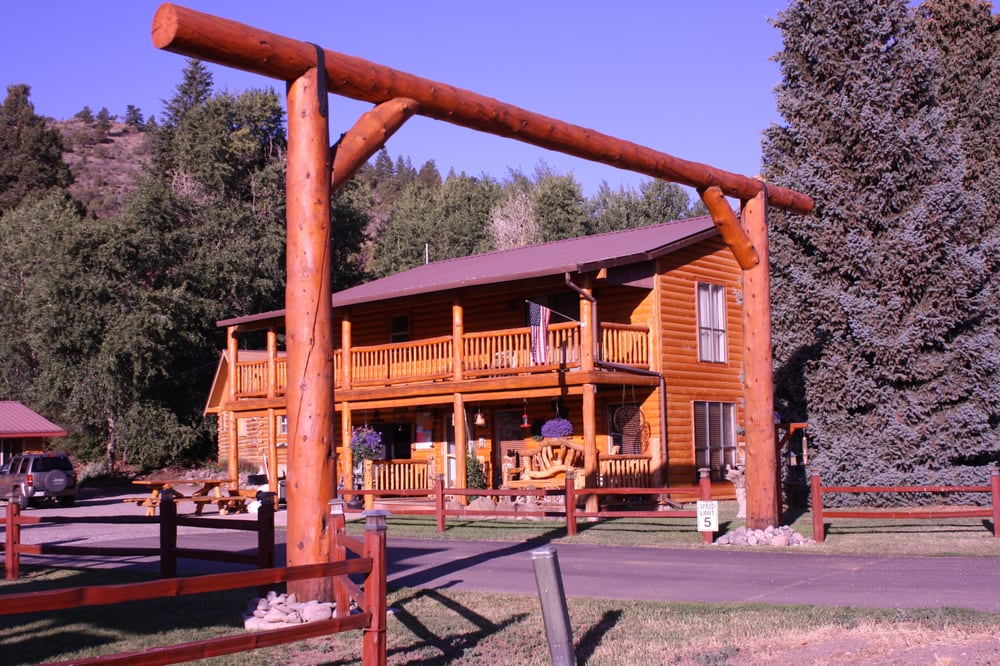 UTE BLUFF LODGE, CABINS & RV PARK Updated August 2024 208 Photos