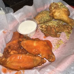 Showdown - Showdown Buffalo Wings