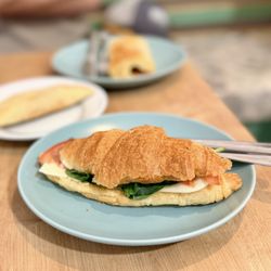 Bohemian Lane - Croissant sandwich