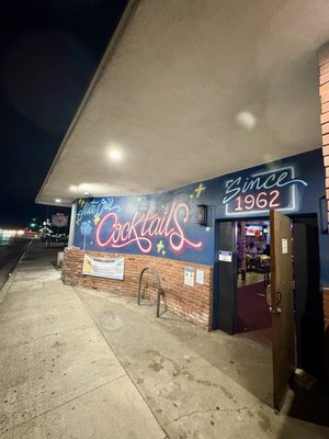 Nite Owl Cocktail Lounge by null