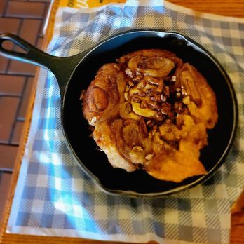 Cracker Barrel Old Country Store - Cracker Barrel Butter Pecan Sticky Buns - American Near Me - Williamsville, New York Cracker Barrel Old Country Store - Cracker Barrel Butter Pecan Sticky Buns - American Near Me - Williamsville, New York