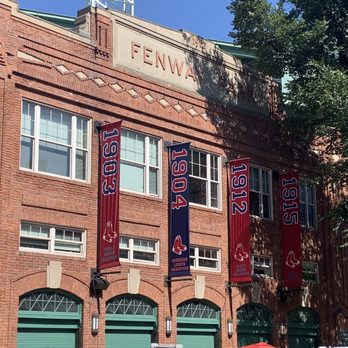 Fenway Park - Stadiums & Arenas Near Me - Boston, Massachusetts Fenway Park - Stadiums & Arenas Near Me - Boston, Massachusetts