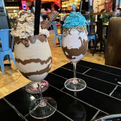 Milky Lane Parramatta - Bueno dessert shake and bubble o bill shake