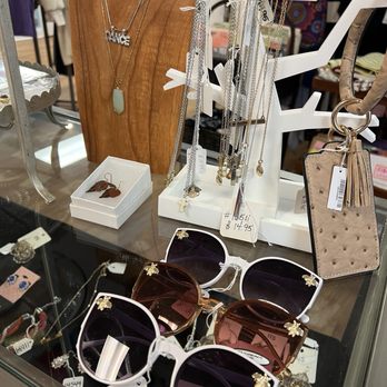 Paradiddle's - Jewelry and sunglasses - Children's Clothing Near Me - Lake Charles, Louisiana Paradiddle's - Jewelry and sunglasses - Children's Clothing Near Me - Lake Charles, Louisiana