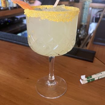 Bar Americano - Happy hour mango margarita - Wine Bars Near Me - Bellmore, New York