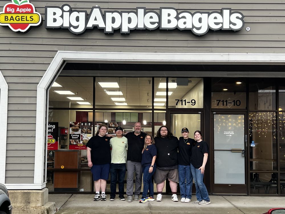BIG APPLE BAGELS FOLSOM 711 East Bidwell St, Folsom, California