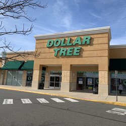 Dollar Tree - The Front