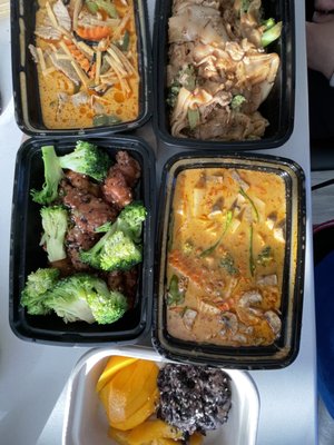 Thai Gourmet by null