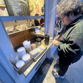 Monorail Espresso - Exterior - Coffee & Tea Near Me - Seattle, Washington