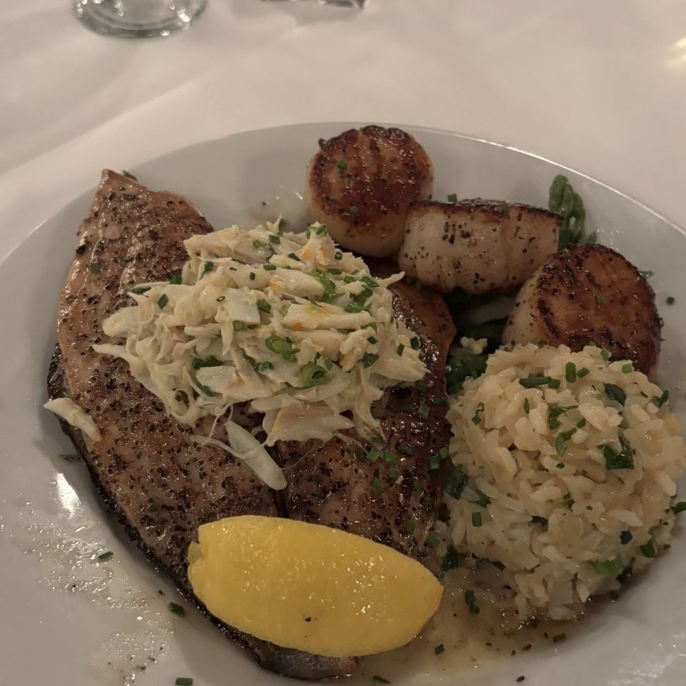 Antoine's Restaurant - Pompano Pontchartrain - French Near Me - New Orleans, Louisiana Antoine's Restaurant - Pompano Pontchartrain - French Near Me - New Orleans, Louisiana