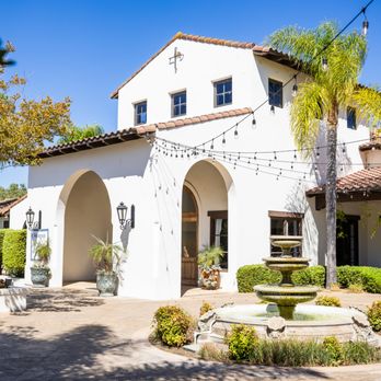 Fallbrook Estate by Wedgewood Weddings - Venues & Event Spaces Near Me - Fallbrook, California Fallbrook Estate by Wedgewood Weddings - Venues & Event Spaces Near Me - Fallbrook, California