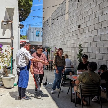Augie's on Main - Chef Josiah Citrin on the patio - Burgers Near Me - Santa Monica, California Augie's on Main - Chef Josiah Citrin on the patio - Burgers Near Me - Santa Monica, California