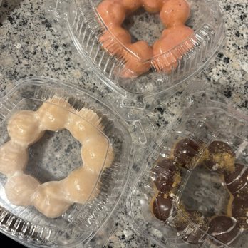 Mochibees - Strawberry, Original, and S'mores donuts - Donuts Near Me - Atlanta, Georgia