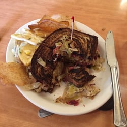 Food Hedz Catering - Amazing Reuben