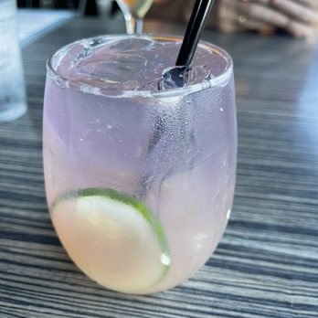The Dolphin - My delicious Empress cocktail - Seafood Markets Near Me - Hanalei, Hawaii