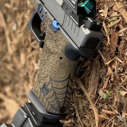 Red Rifle - Custom Glock