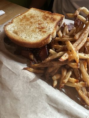 Good Measure Pub & Brewery by null